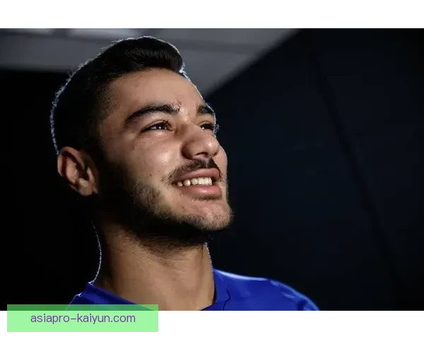 亚美尼亚球迷文化的独特氛围与热情表现备受关注